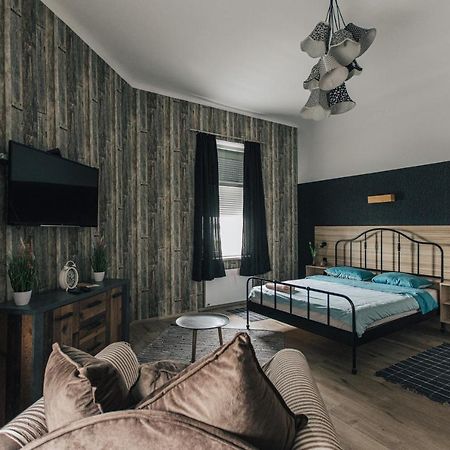 Palmers Apartments And Rooms 萨格勒布 外观 照片