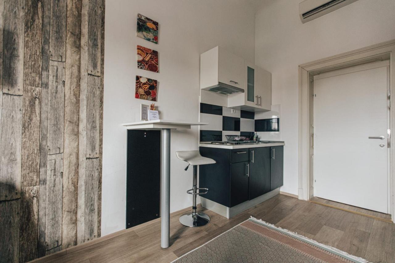 Palmers Apartments And Rooms 萨格勒布 外观 照片