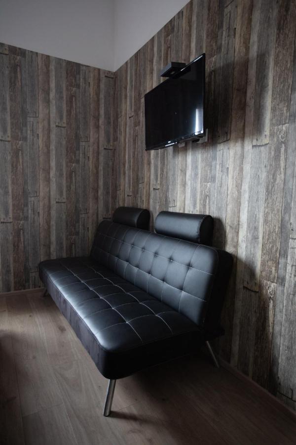 Palmers Apartments And Rooms 萨格勒布 外观 照片